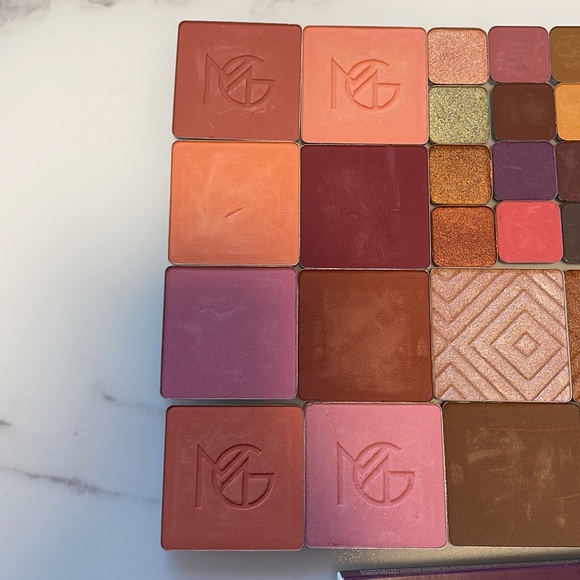 A collection of makeup geek (read description) - Picture 4 of 10
